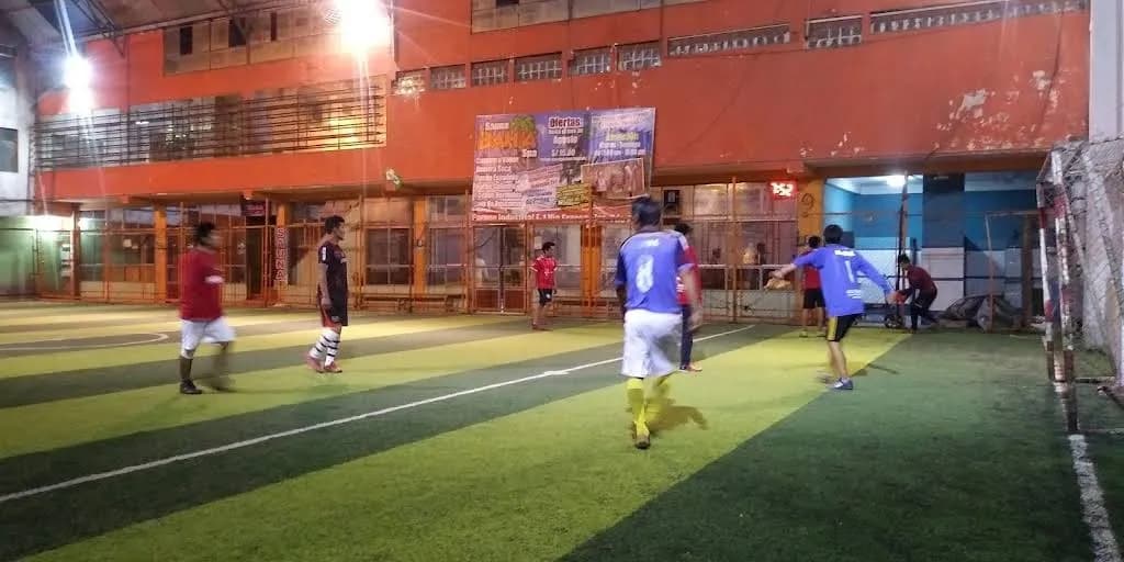 Cancha de gras sintético "La Super Vichita" - Foto 4