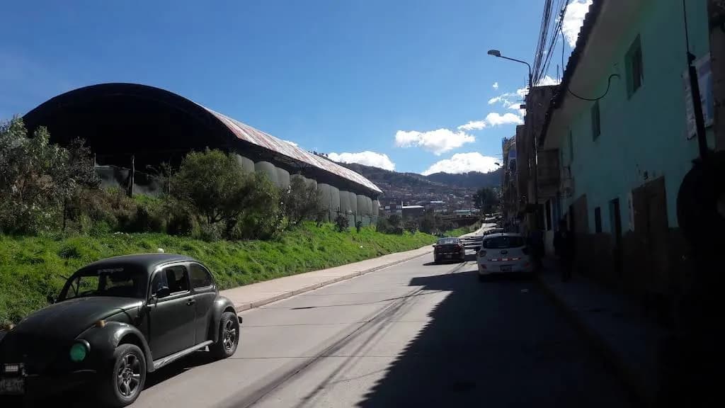 Cancha Sintética del Cuartel de Huancaro - Foto 1