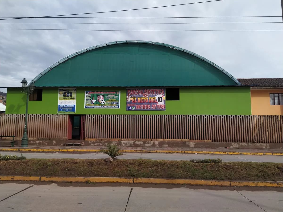 Cancha Sintética El Reto del 10 - Foto 1