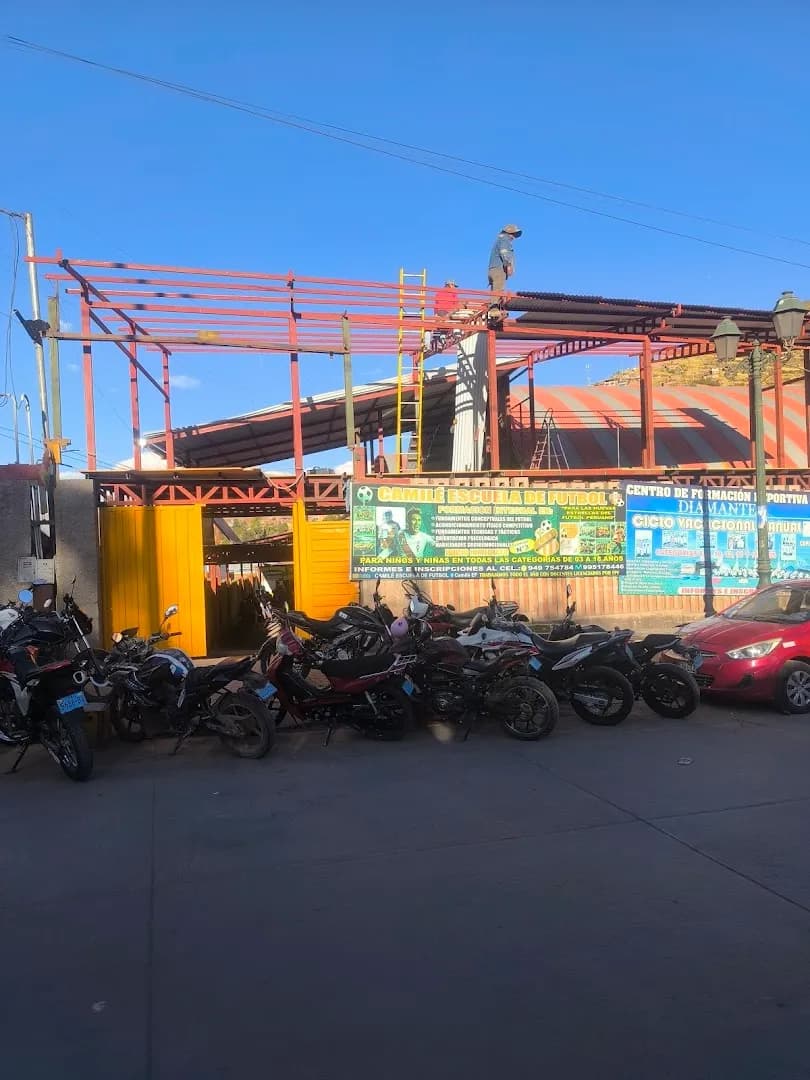 Cancha sintética "Los retadores" - Foto 1