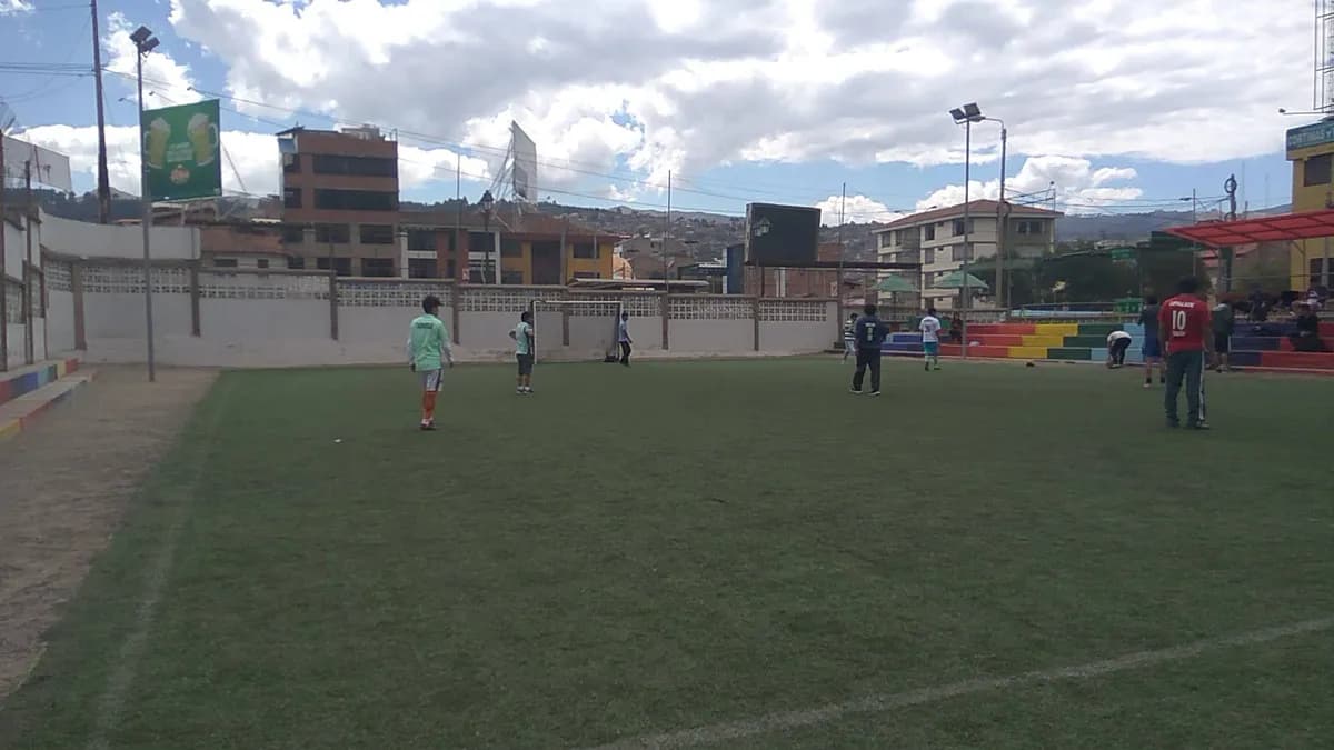 Complejo Deportivo Ovalo Pachacutec - Foto 2